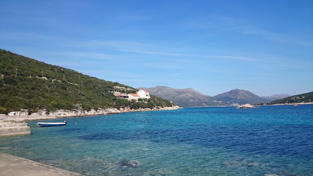 Guest house Tri Sestre 3*